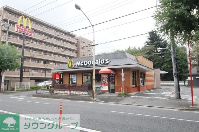 飲食店　マクドナルド東名川崎インター店（飲食店）まで63m