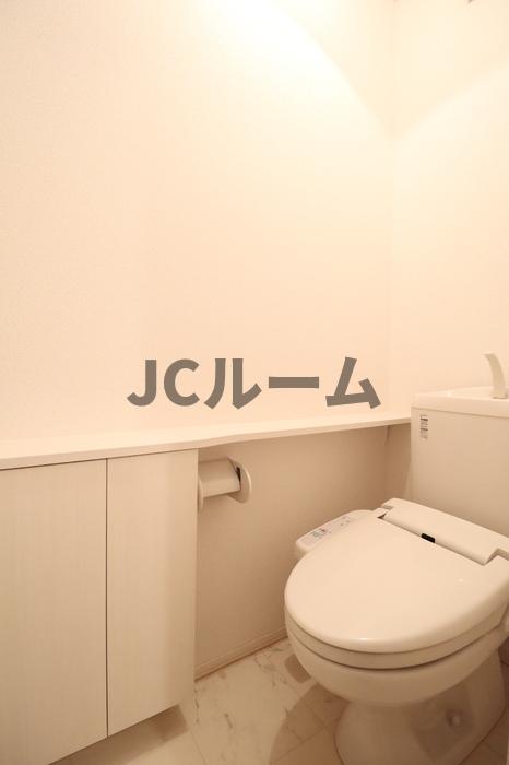 トイレ　※別のお部屋の参考写真です