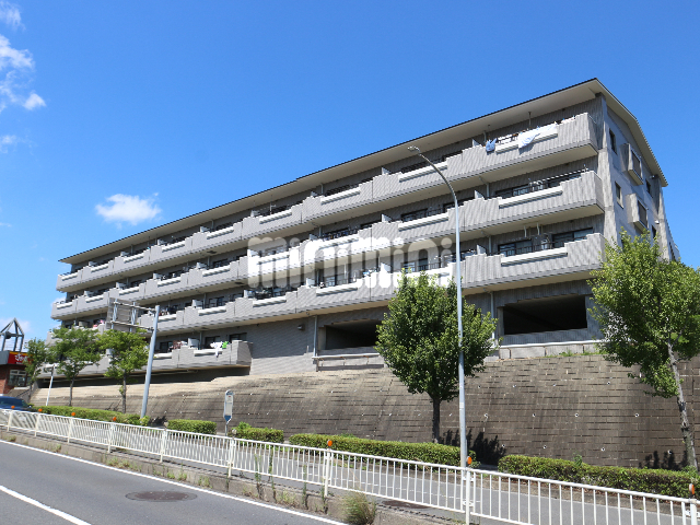 建物外観　眺望良好マンションです