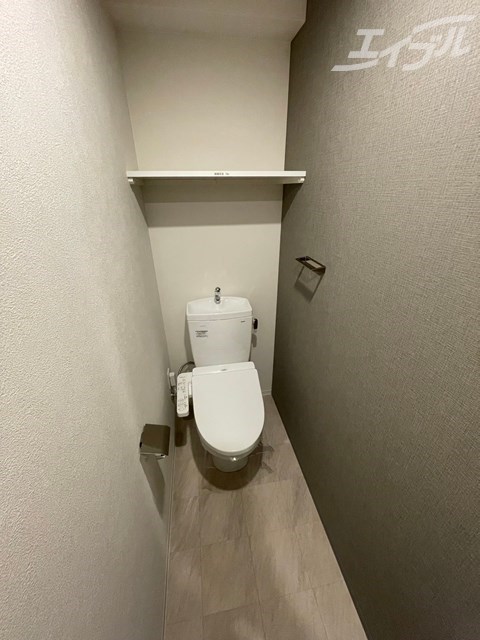 地下鉄谷町線 南森町駅 徒歩3分 14階建 築2年のトイレ写真