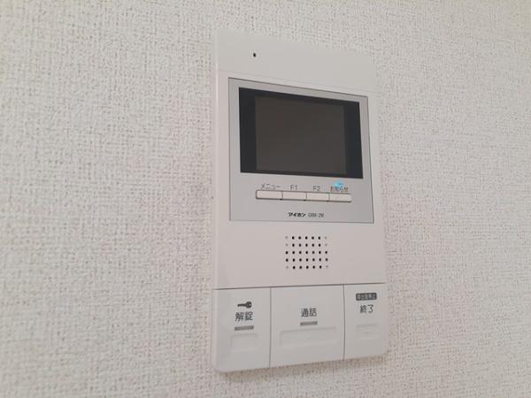セキュリティ　モニター付きインターホン
