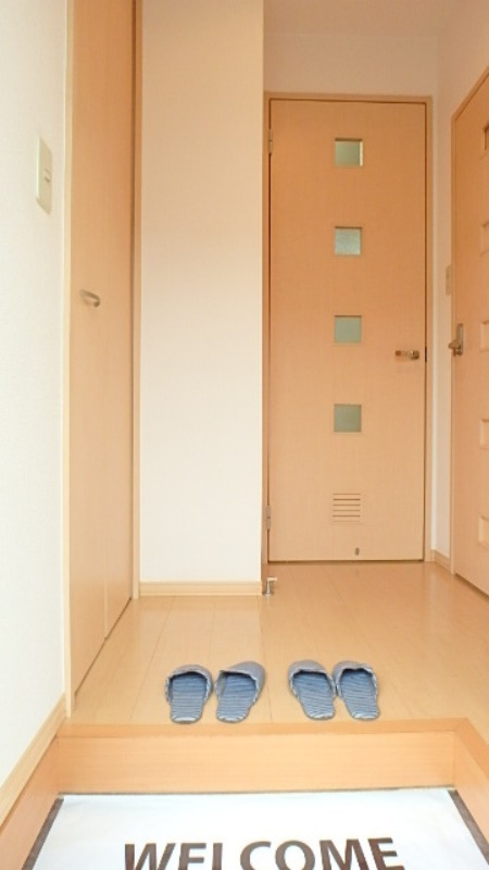 玄関　図面と現状に相違がある場合には現状を優先．．．