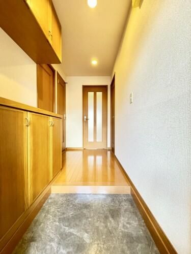 アビタシオンAの玄関写真