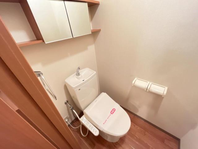 トイレ　シャワー付トイレ
