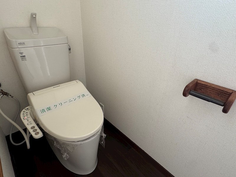 北軽井沢貸家のトイレ写真