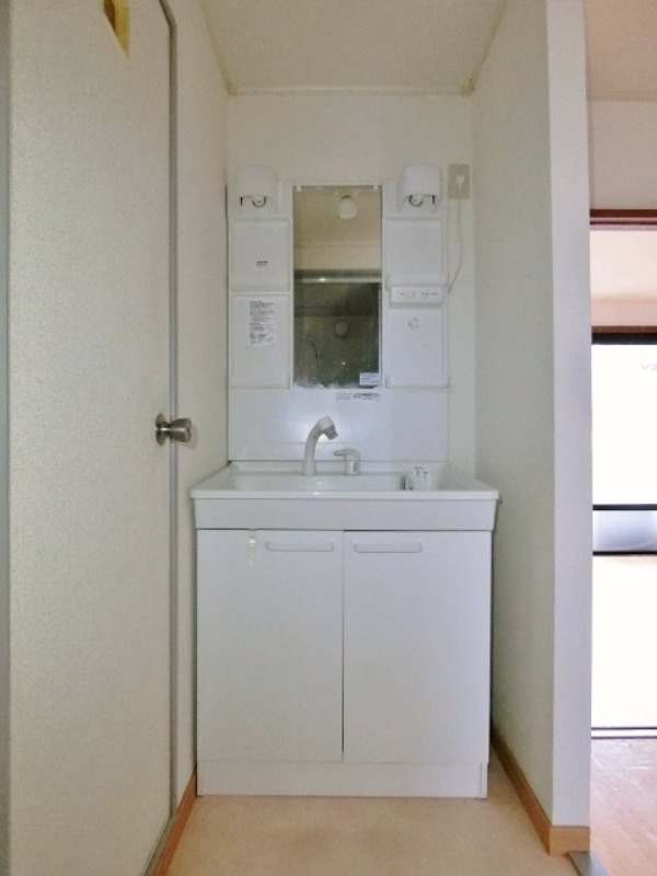 洗面設備　図面と現状に相違がある場合には現状を優先