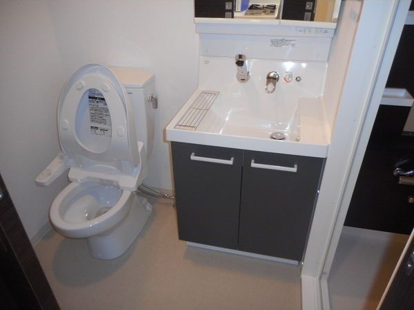 エステムコート新大阪XIリンクスのトイレ写真