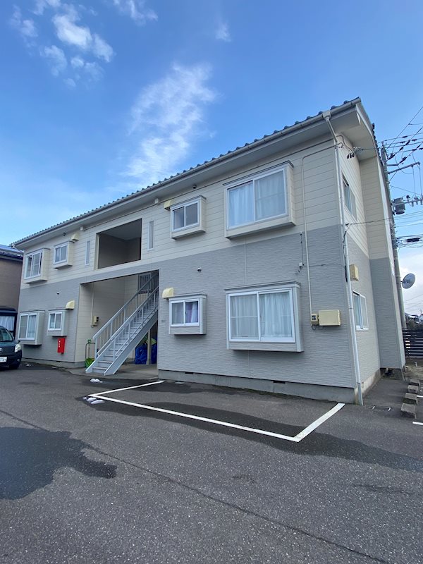 建物外観　1棟4世帯です。