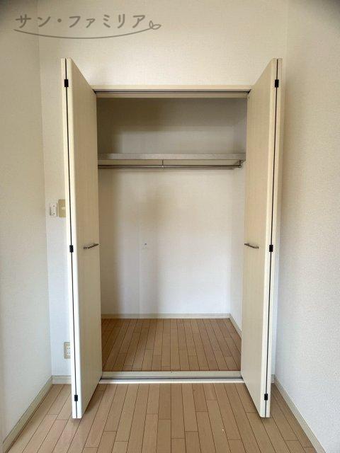 収納　同一物件別部屋写真