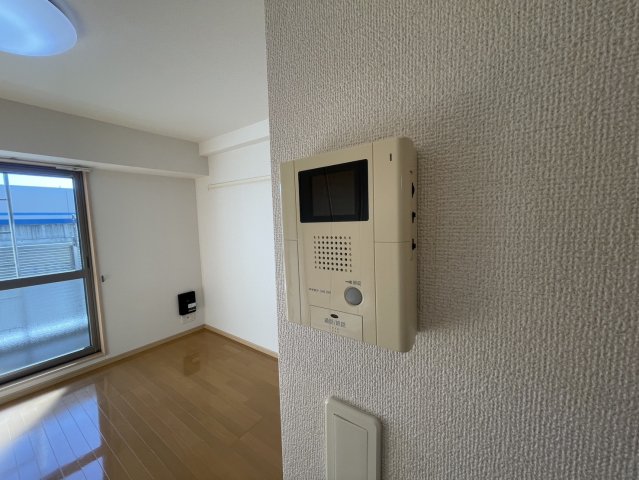 セキュリティ　同物件別部屋写真