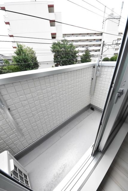 バルコニー　バルコニー