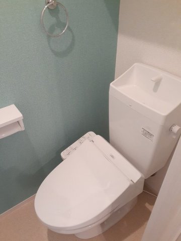 トイレ　落ち着いたトイレです