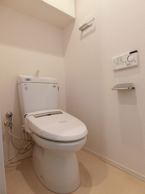 トイレ　ゆったりとした空間のトイレです