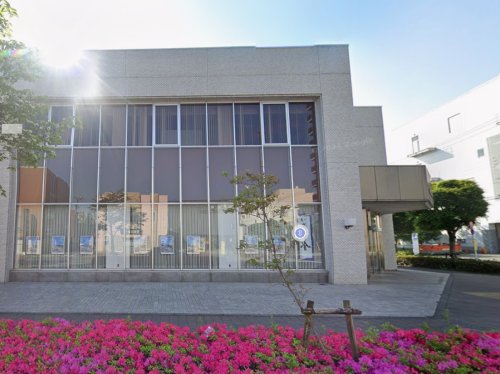 銀行　青梅信用金庫河辺支店（銀行）まで247m
