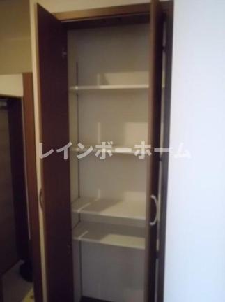 収納　同物件別号室参考写真です。