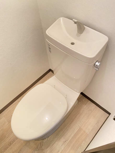 【フォーブル２１のトイレ】