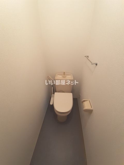【グランドール　C棟のトイレ】