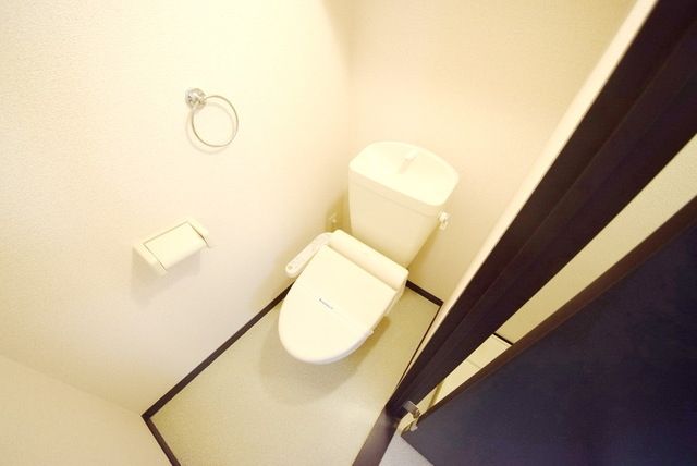 トイレ　シャワー付トイレ