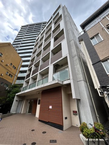 神戸市中央区北長狭通のマンションの建物外観