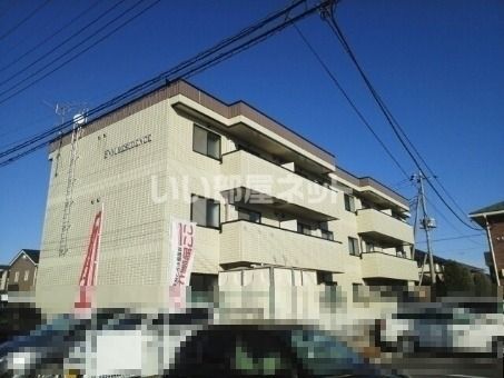 栃木市平柳町のマンションの建物外観