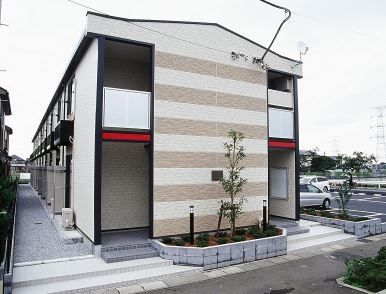 【鶴ヶ島市新町のアパートの建物外観】