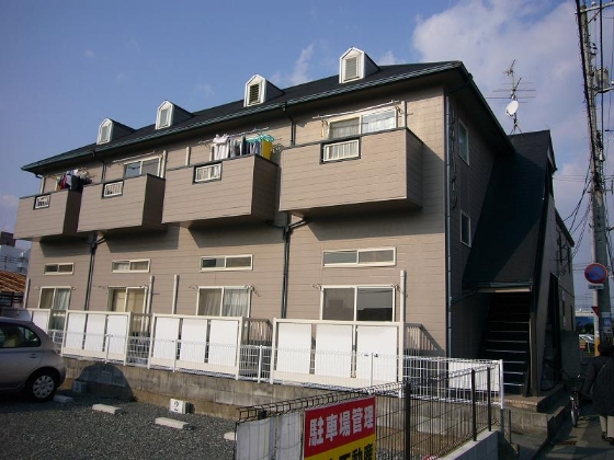 建物外観　南向きで日当り良好です。