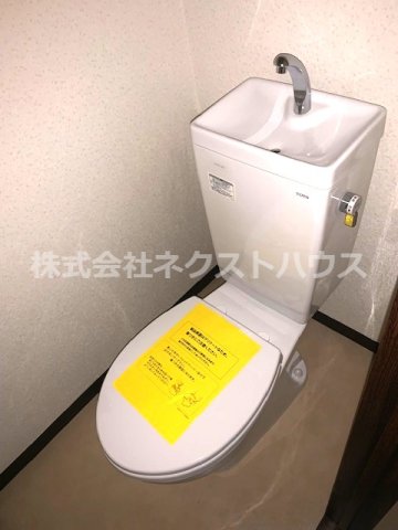 トイレ　別部屋参考写真です