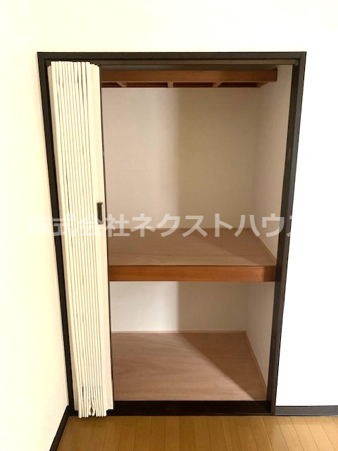 収納　別部屋参考写真です
