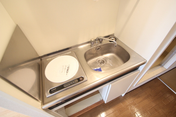 キッチン　※別部屋の写真です