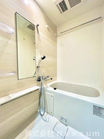 バス・シャワールーム　ゆったり過ごせるお風呂です