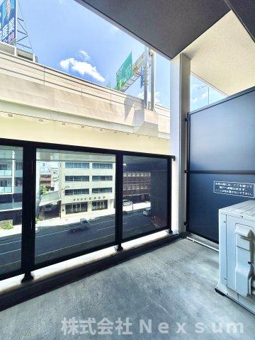 バルコニー　バルコニー付きです