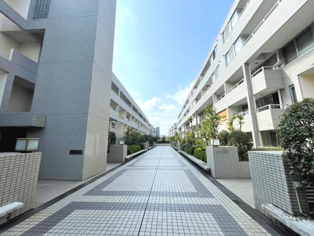 建物外観　横須賀線戸塚駅徒歩15分