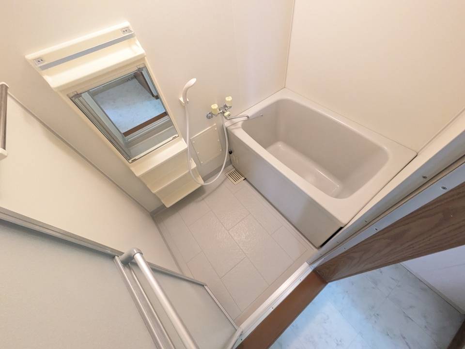 バス・シャワールーム　浴室