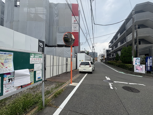 駐車場　～建設中～