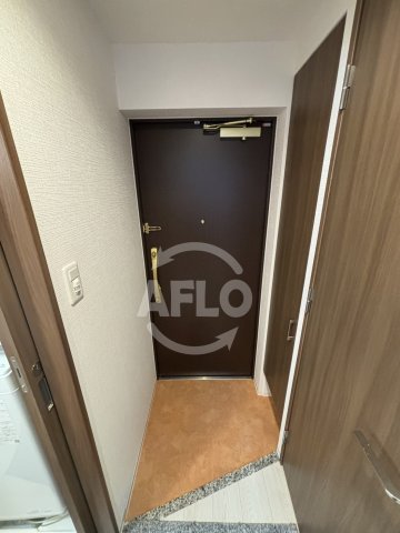 玄関　Luxe玉造南　玄関