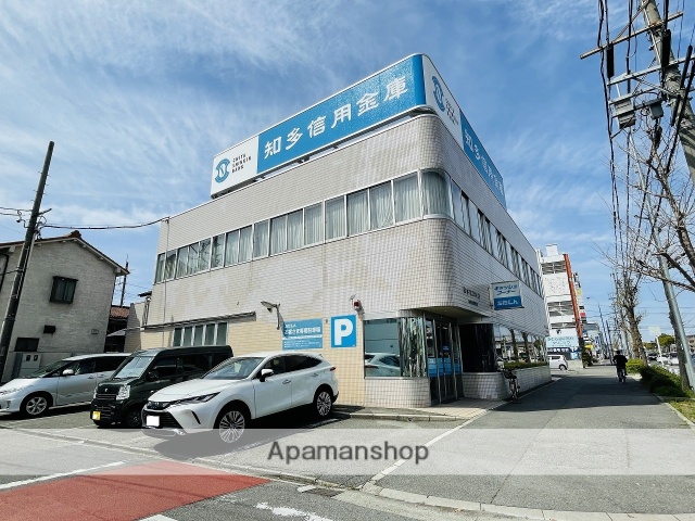 銀行　知多信用金庫名古屋南支店（銀行）まで529m