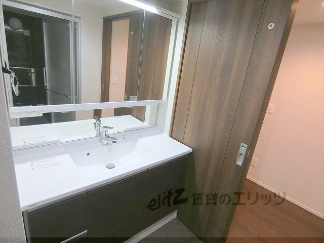 洗面設備　洗面所