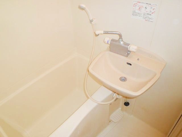 バス・シャワールーム　お部屋探しは株式会社　タウンハウジング　までお気軽にお問合…