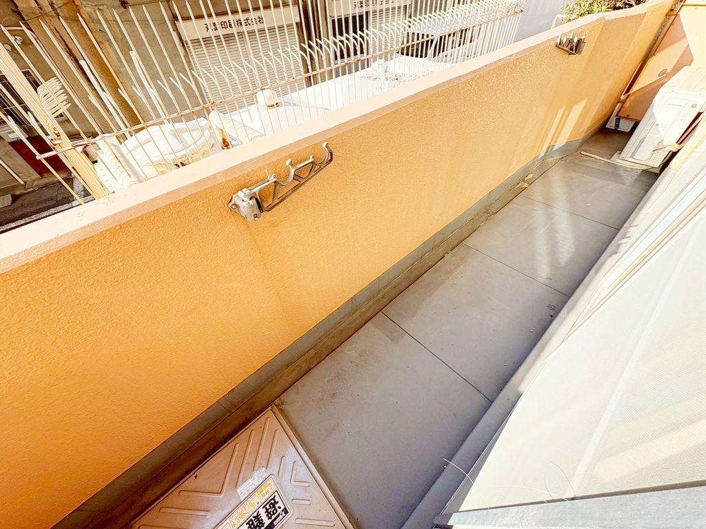 バルコニー　バルコニー