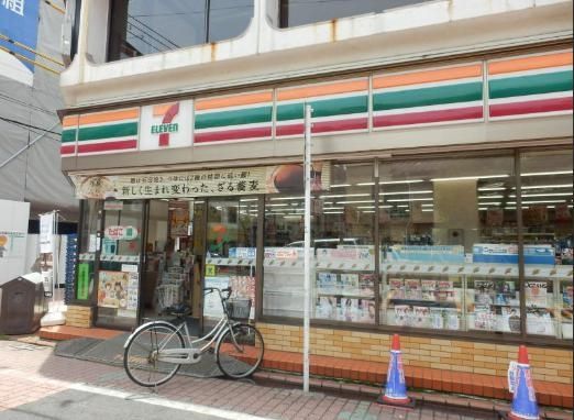コンビニ　セブンイレブン下丸子駅前店（コンビニ）まで110m