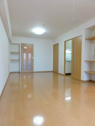 居室・リビング　別号室イメージ