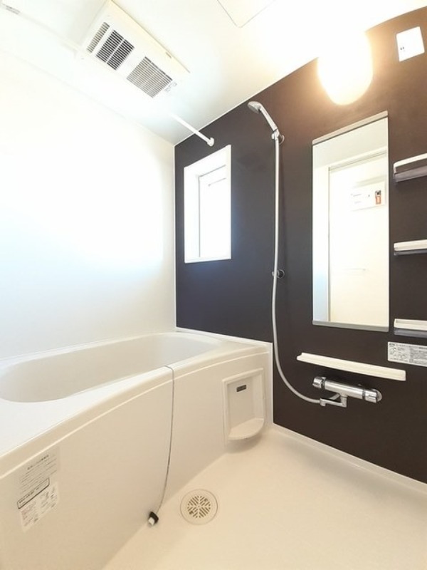 バス・シャワールーム　図面と現状に相違がある場合には現状を優先