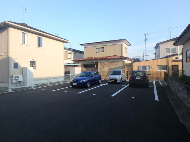 駐車場　駐車場