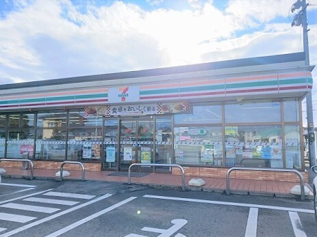 コンビニ　セブンイレブン奥州水沢町屋敷店（コンビニ）まで412m