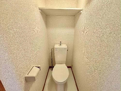 トイレ　設備・仕様は号室により異なる為、現況を優先いたします。