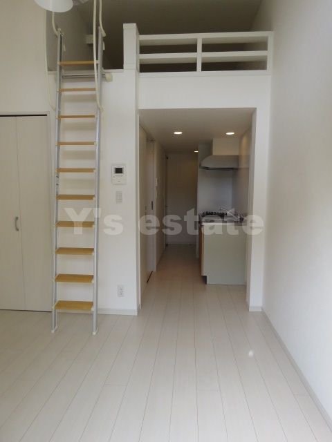 その他部屋・スペース　この写真の反転です。