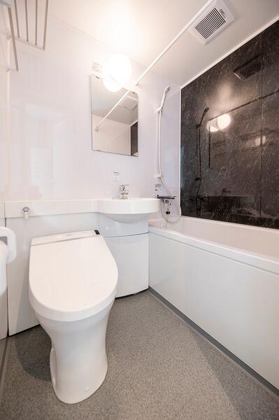 バス・シャワールーム