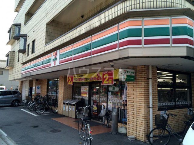 コンビニ　セブンイレブン 戸田新曽南店（コンビニ）まで666m
