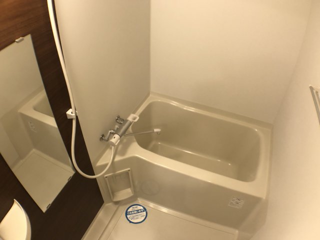 バス・シャワールーム　浴室乾燥機付きで便利！