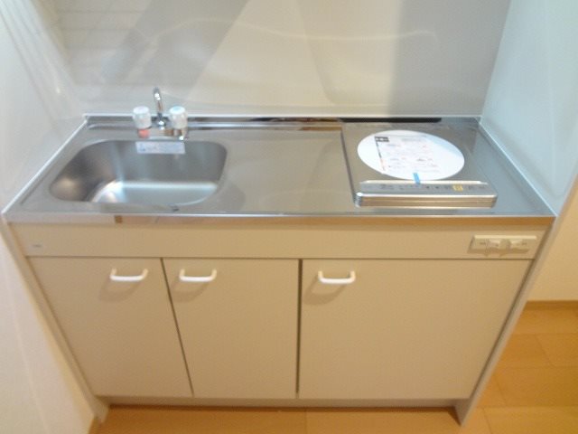 キッチン　類似写真掲載。